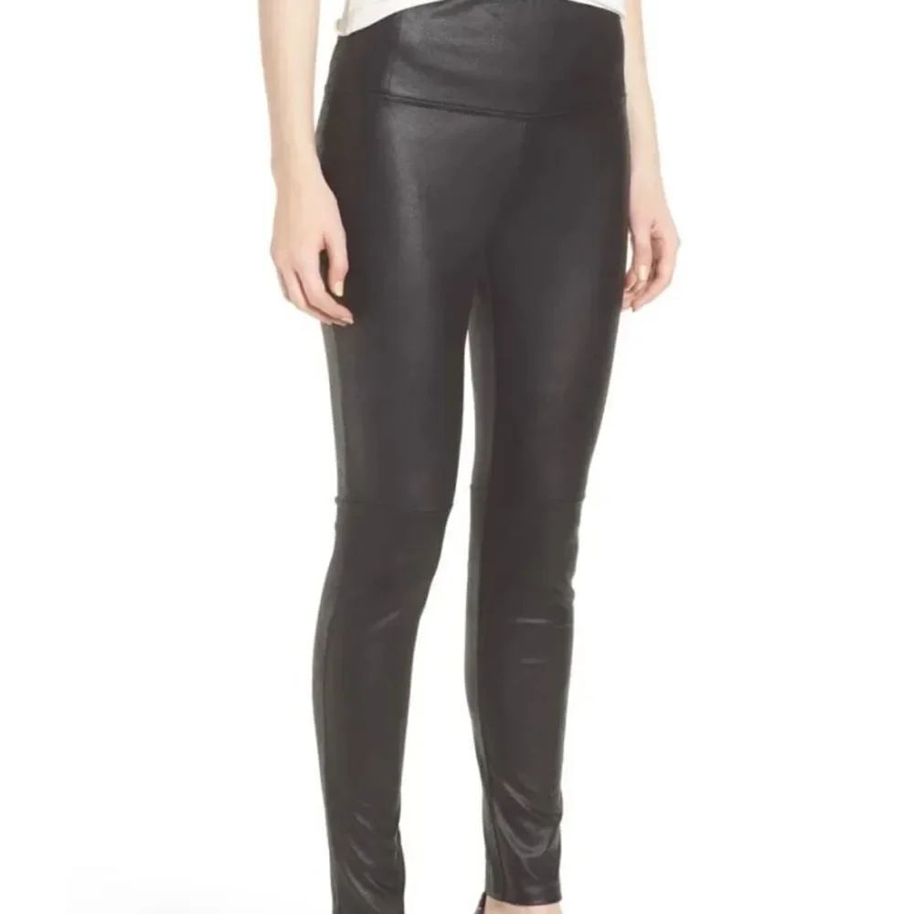 Chelsea 28 Wide Waist Biker Faux Leather Leggings size Medium